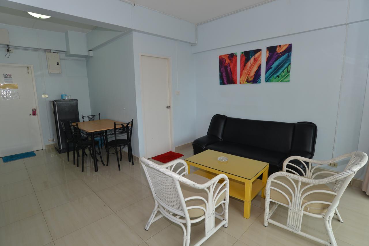 Cozy Loft Hostel Pattaya Ngoại thất bức ảnh