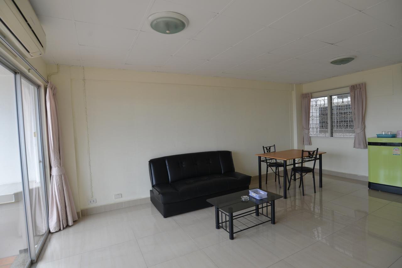 Cozy Loft Hostel Pattaya Ngoại thất bức ảnh
