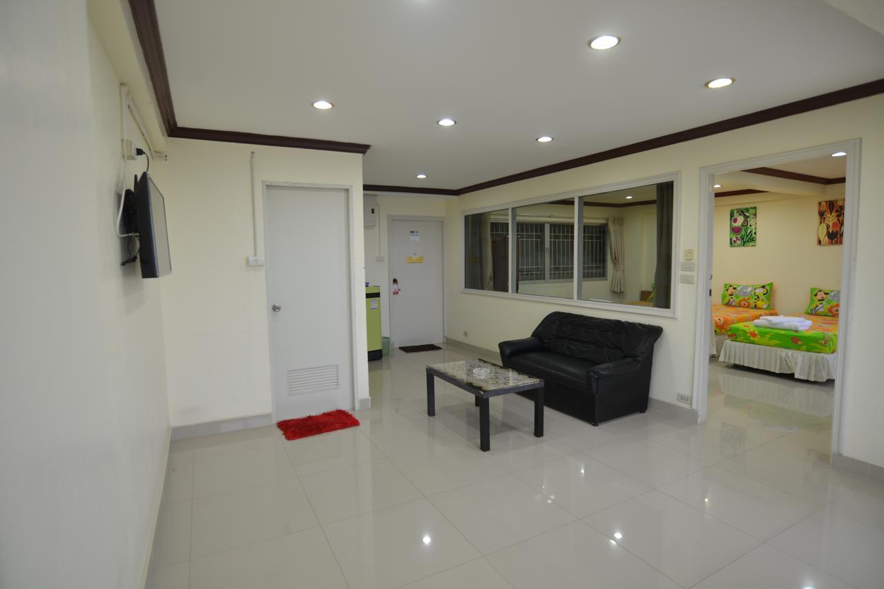 Cozy Loft Hostel Pattaya Ngoại thất bức ảnh