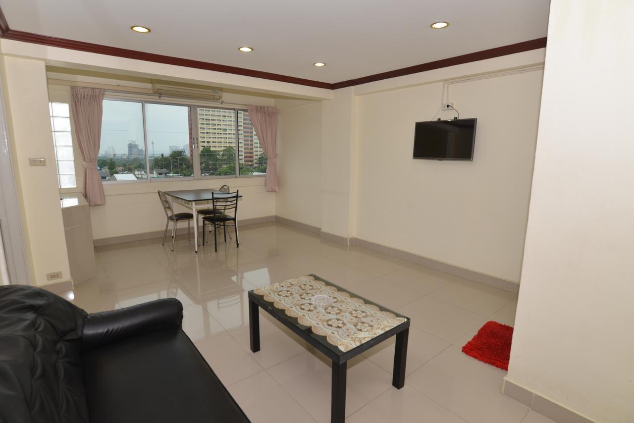 Cozy Loft Hostel Pattaya Ngoại thất bức ảnh