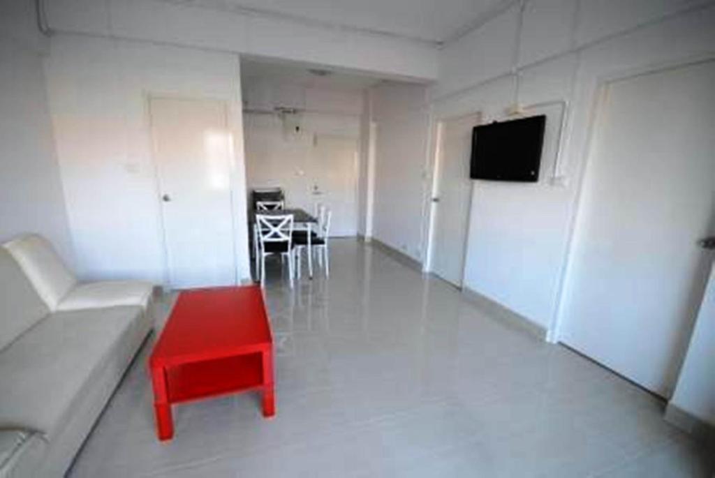 Cozy Loft Hostel Pattaya Phòng bức ảnh